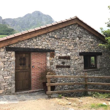 La Cabana De Bernardina Сотрес Экстерьер фото